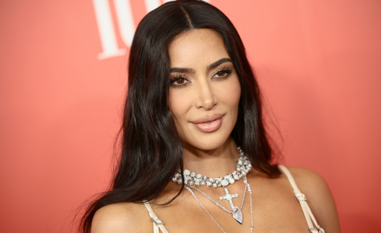 More Than Just a Pretty Face: 25 Women Who Inspire the World